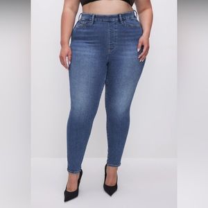 Good American plus size jeans
